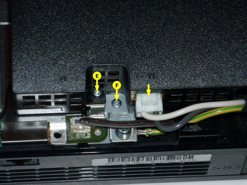 ps3_dismantle_v6_07.jpg