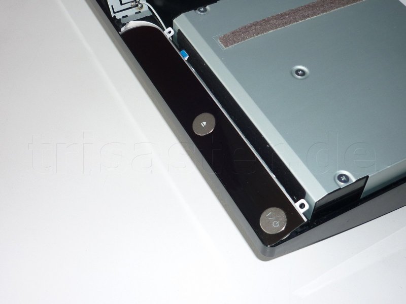 ps3_dismantle_v8_06.jpg
