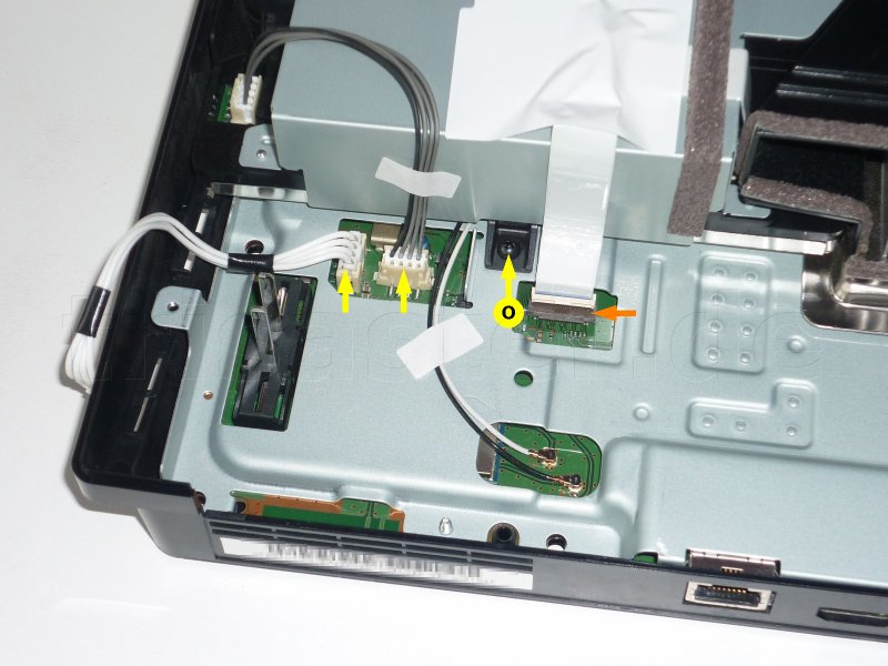 ps3_dismantle_v8_07.jpg