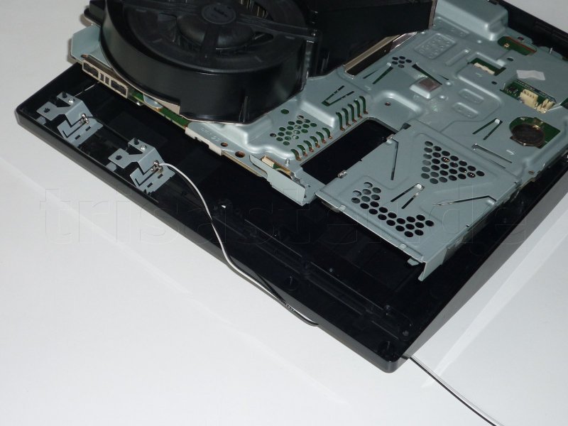 ps3_dismantle_v8_11.jpg